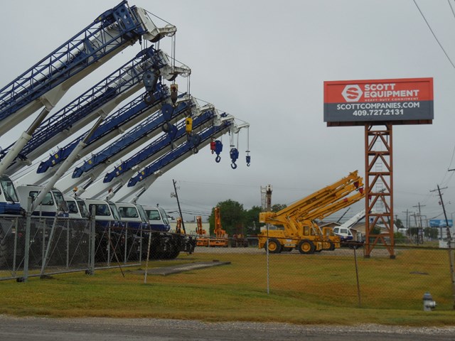 Beaumont Galveston cranes