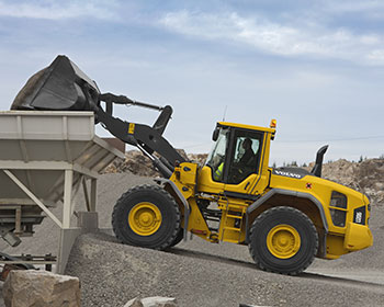 volvo whell loader dirt work