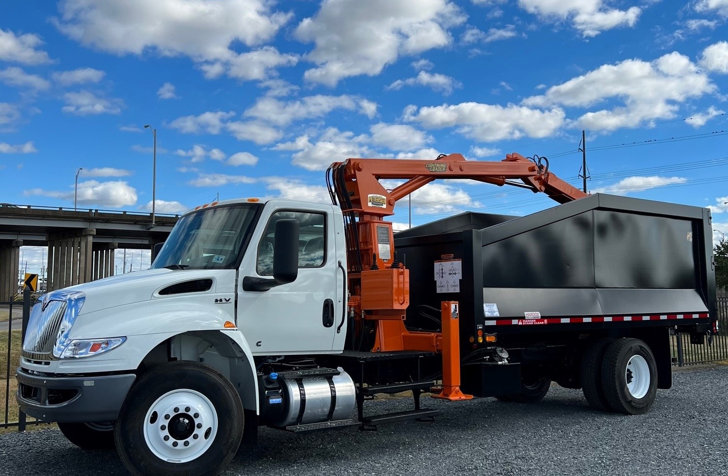 Self Loading Grapple Trucks